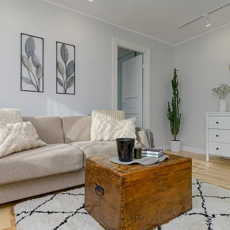 Cozy 1-bedroom In The Centre Apartment